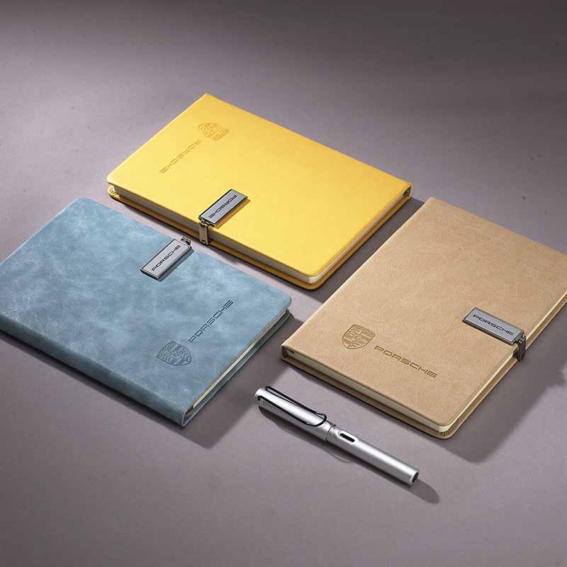 平装笔记本金属方搭扣定制logo32k线装本199036